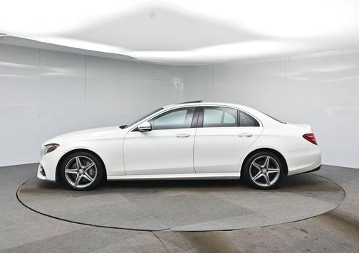 2017 Mercedes-Benz E-Class 4MATIC