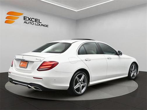 2017 Mercedes-Benz E-Class 4MATIC