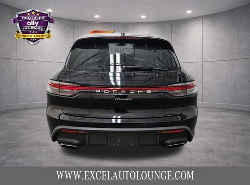 Black 2023 Porsche Macan Base