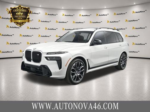 Mineral White Metallic 2024 BMW X7 M60i