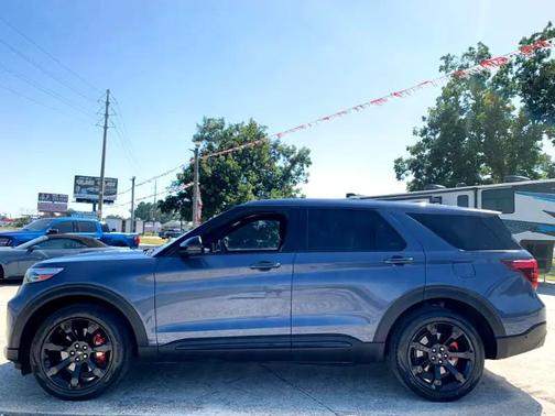 2021 Ford Explorer ST AWD