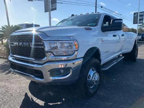 2024 RAM 3500 Big Horn Crew Cab 4WD DRW