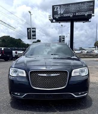 2018 Chrysler 300 C