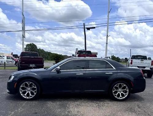2018 Chrysler 300 C