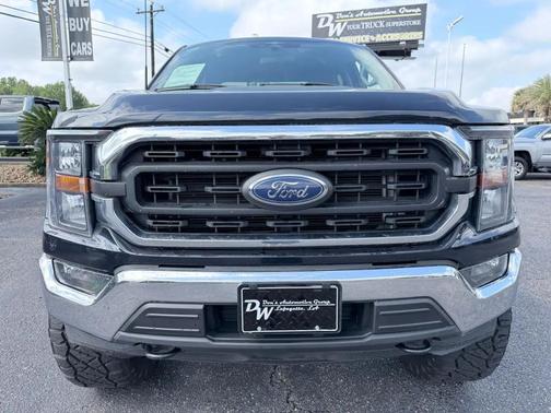 Blue 2023 Ford F-150 XLT