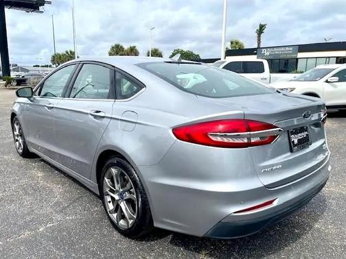 2020 Ford Fusion SEL