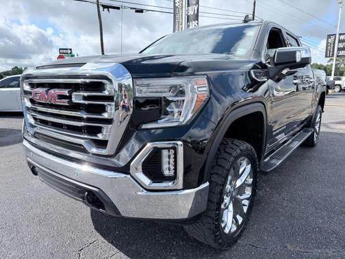 Black 2020 GMC Sierra 1500 SLT