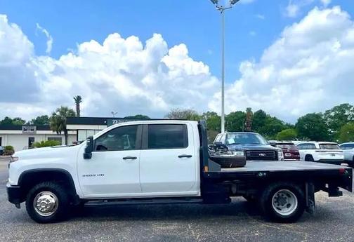 2022 Chevrolet Silverado 3500 WT