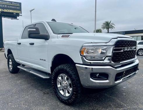 2024 RAM 2500 Big Horn Crew Cab 4WD
