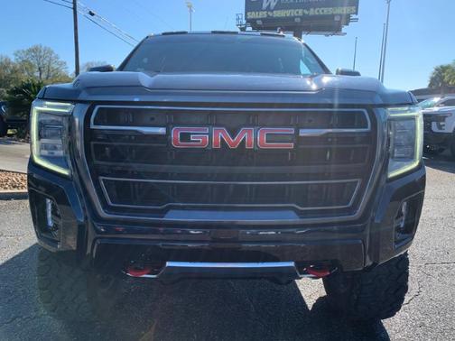 2023 GMC Yukon AT4