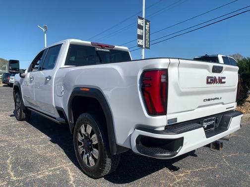 2024 GMC Sierra 2500 Denali