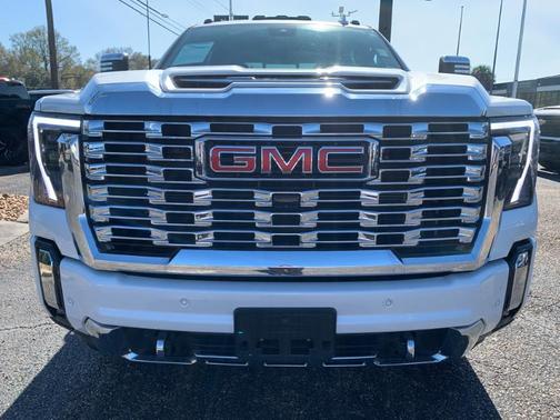 2024 GMC Sierra 2500 Denali