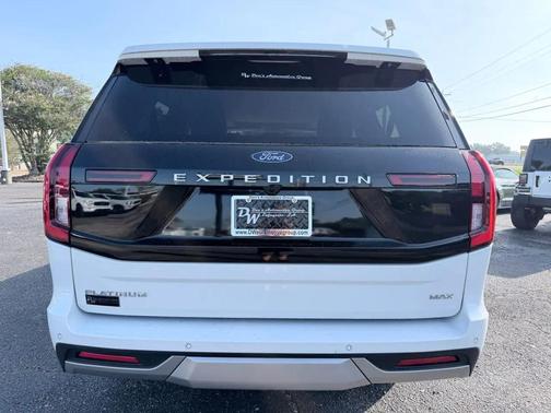 White 2025 Ford Expedition Max Platinum