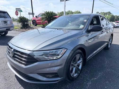 2021 Volkswagen Jetta 1.4T R-Line