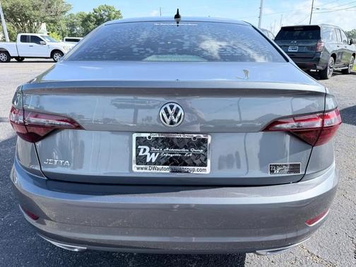 2021 Volkswagen Jetta 1.4T R-Line