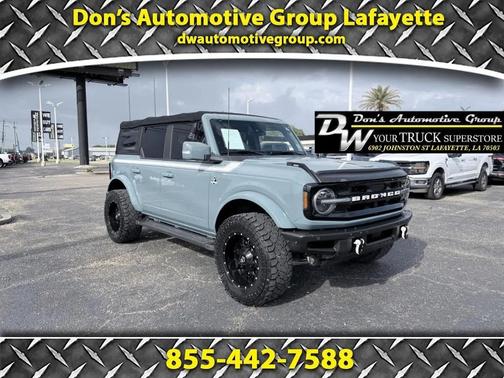 Blue 2022 Ford Bronco Black Diamond 4 Door 4x4