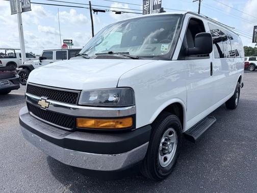 White 2021 Chevrolet Express 3500 RWD 3500 155'' LT