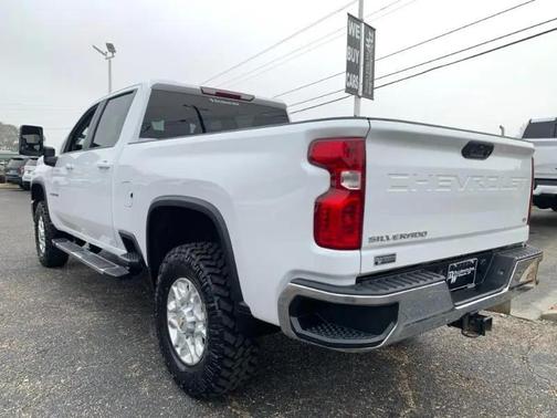 2024 Chevrolet Silverado 2500 LT