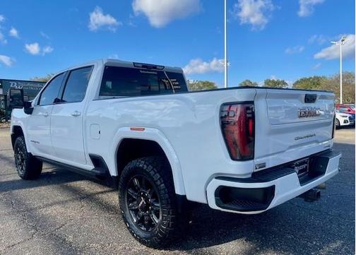 2024 GMC Sierra 2500 AT4