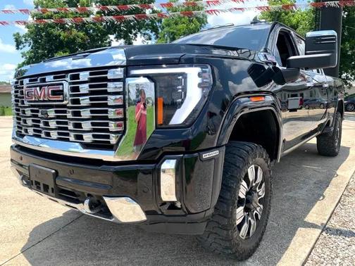 2024 GMC Sierra 2500 Denali