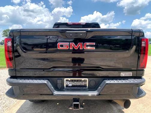 2024 GMC Sierra 2500 Denali