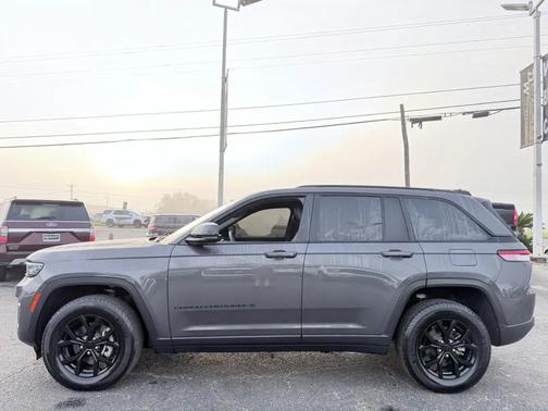 2024 Jeep Grand Cherokee Altitude