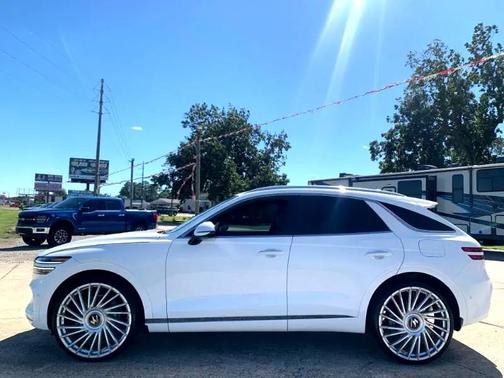 2023 Genesis GV70 2.5T