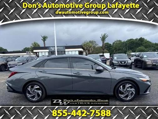 2025 Hyundai ELANTRA SEL