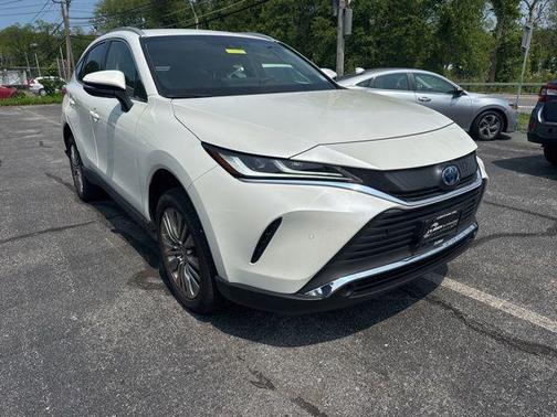 2022 Toyota Venza XLE