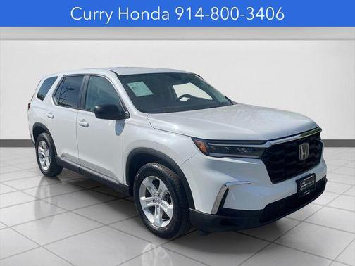 Platinum White Pearl 2024 Honda Pilot LX