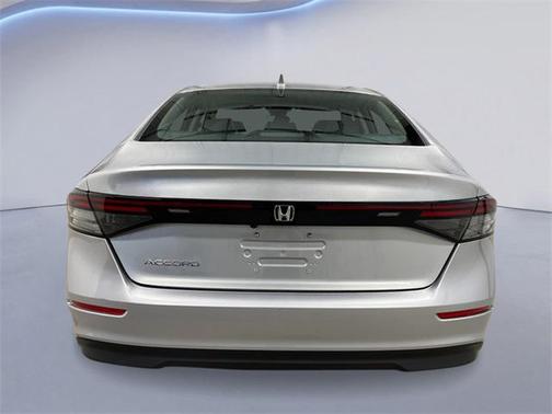 2025 Honda Accord LX 1.5T
