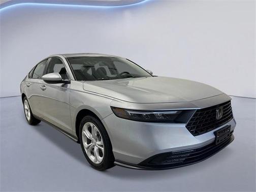2025 Honda Accord LX 1.5T