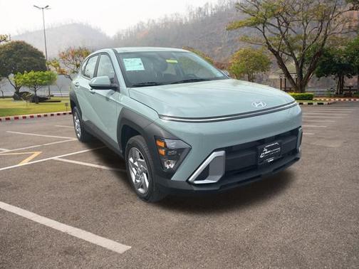 2024 Hyundai KONA SE
