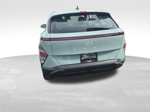 2024 Hyundai KONA SE