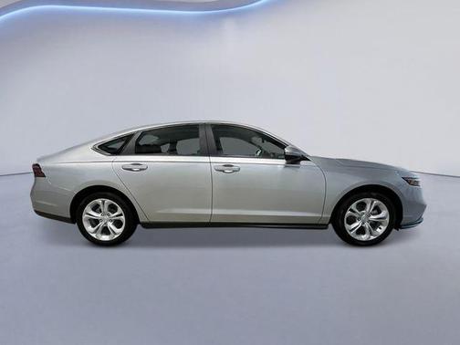 2025 Honda Accord LX 1.5T