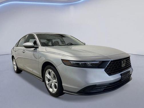 2025 Honda Accord LX 1.5T
