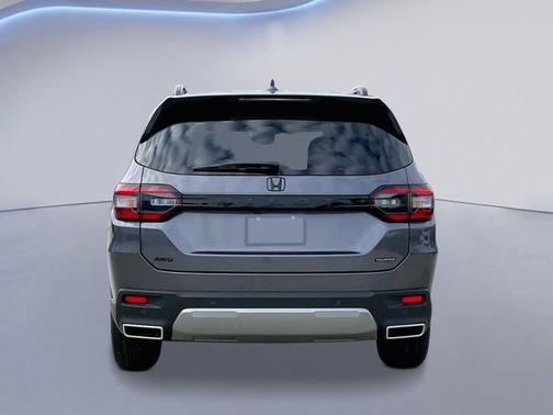 Modern Steel Metallic 2026 Honda Pilot Touring