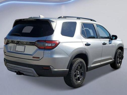 2025 Honda Pilot AWD TrailSport