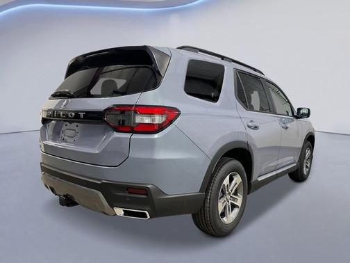Sonic Gray Pearl 2026 Honda Pilot EX-L