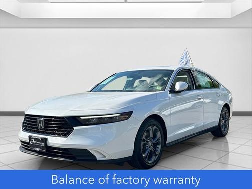 Platinum White Pearl 2023 Honda Accord EX
