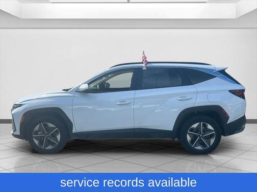 White Pearl 2025 Hyundai TUCSON SEL