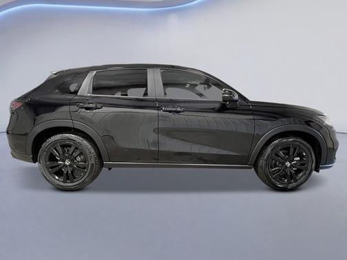 Crystal Black Pearl 2027 Honda HR-V Sport