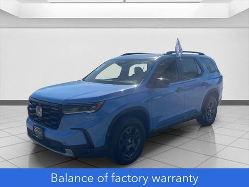 Diffused Sky Pearl 2025 Honda Pilot TrailSport