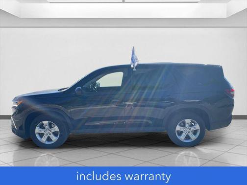 Crystal Black Pearl 2023 Honda Pilot LX
