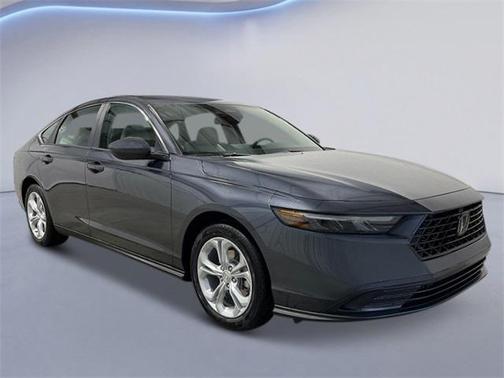 2025 Honda Accord LX 1.5T