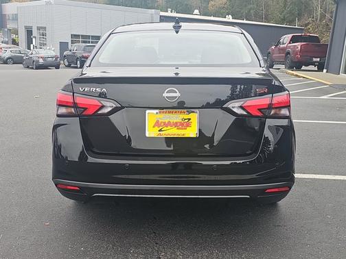 2024 Nissan Versa 1.6 SR