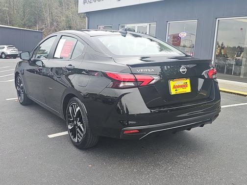 2024 Nissan Versa 1.6 SR