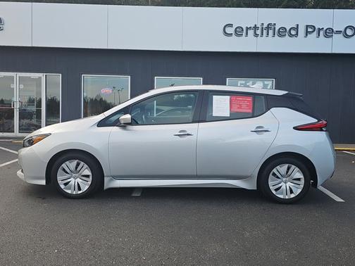 2023 Nissan Leaf S