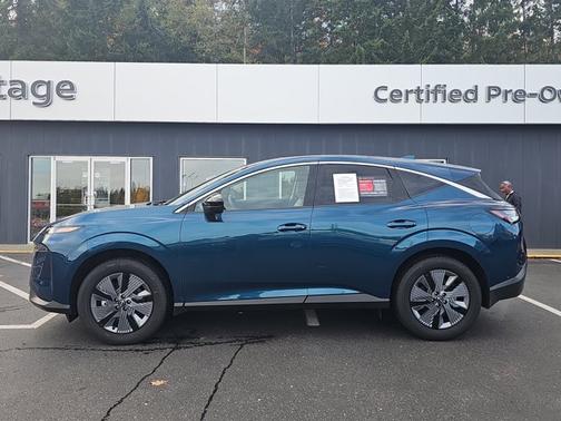 2025 Nissan Murano SL