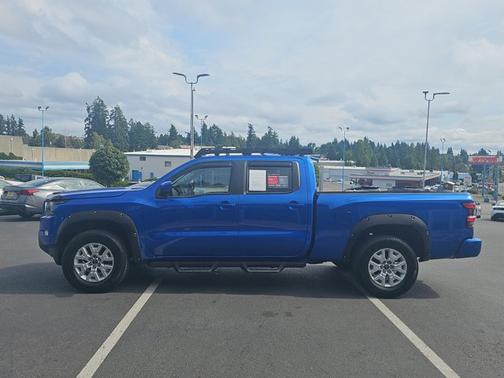 2024 Nissan Frontier SV